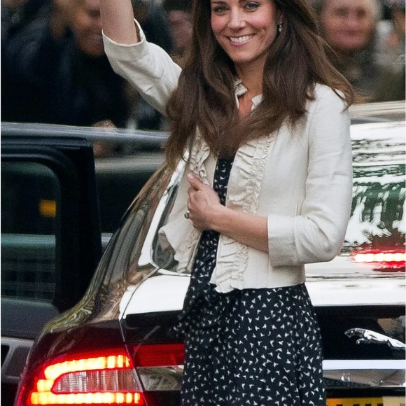 Wilfred Cream Ruffle Blazer - Picture 9 of 10